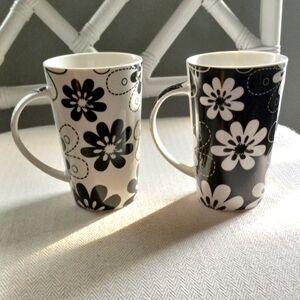 MAXWELL & WILLIAMS MUGS "DAISY MAY"